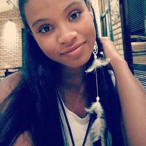 Meet your Posher, Agatha